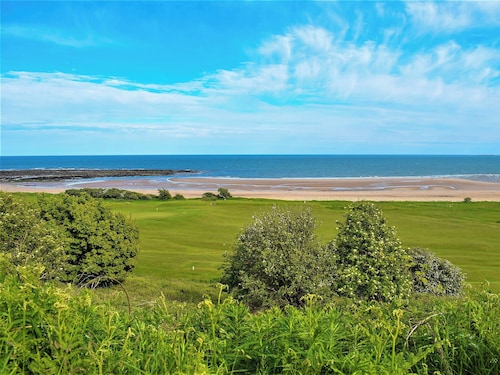 3 bedroom accommodation in Alnmouth