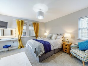 3 bedrooms, free WiFi, bed sheets - 3 bedroom accommodation in Alnmouth (Alnmouth)