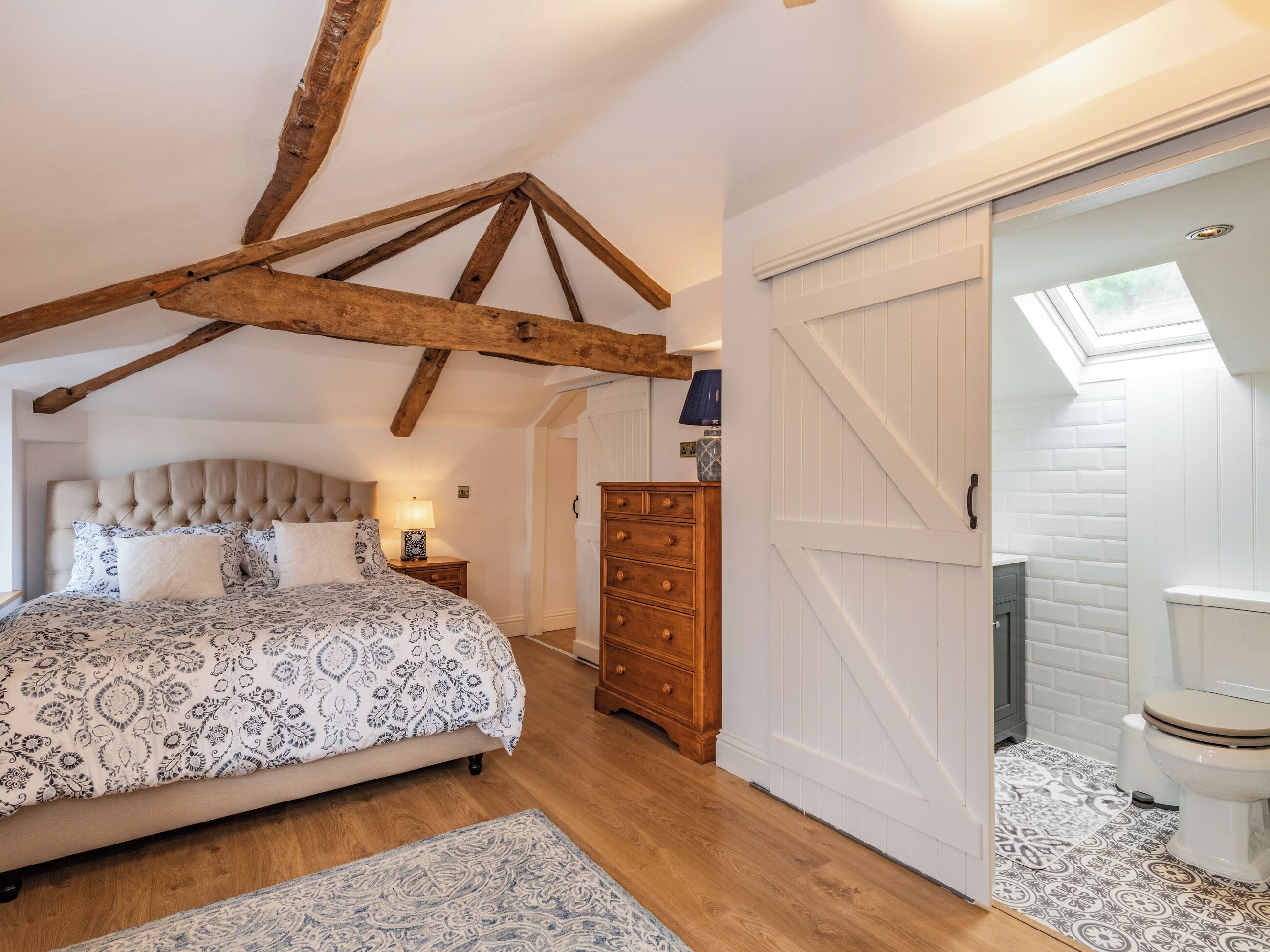 3 bedrooms, free WiFi, bed sheets