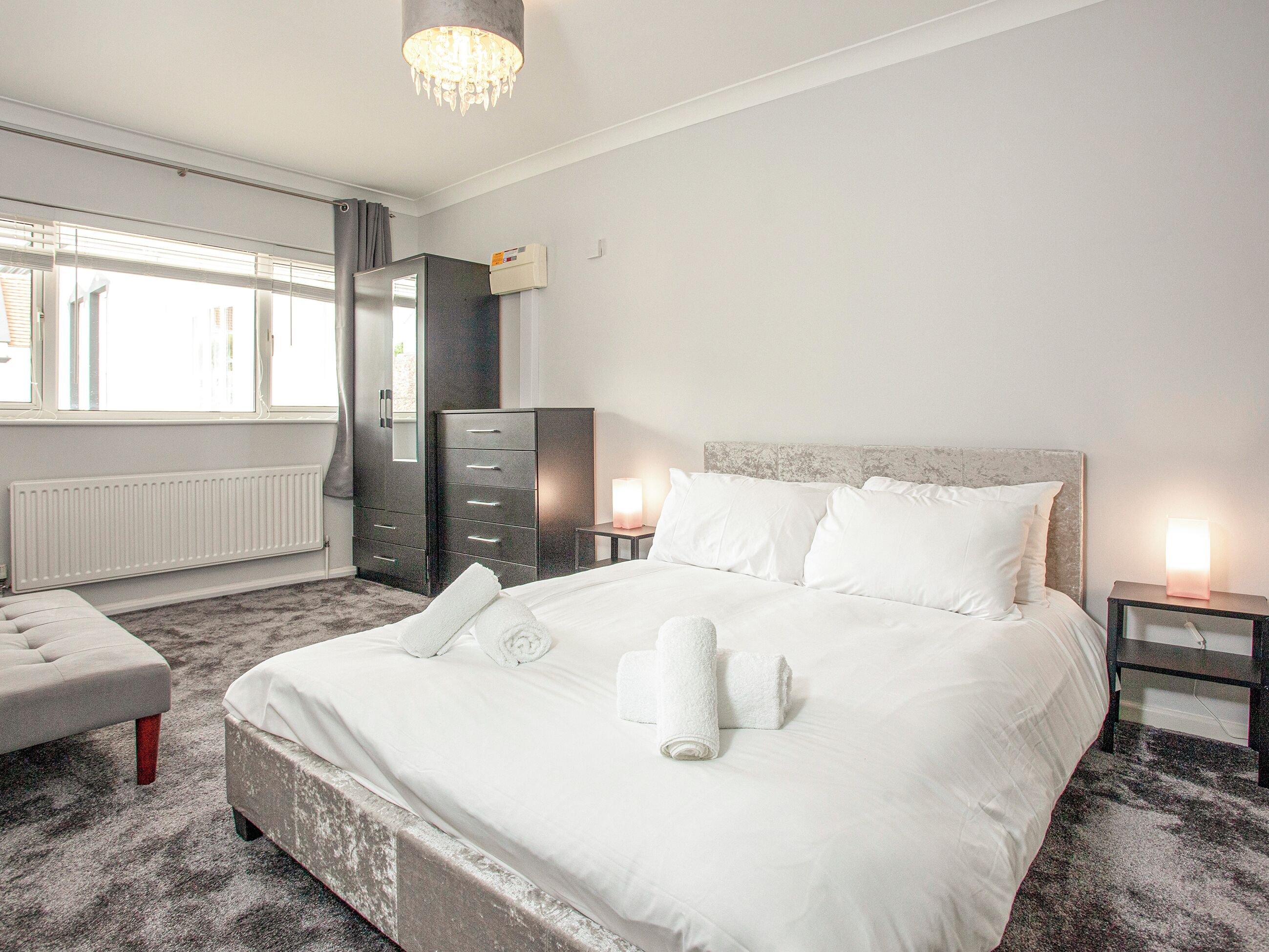 4 bedrooms, free WiFi, bed sheets