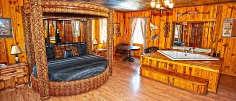 Romantic Cabin | Individually furnished, free WiFi, bed sheets