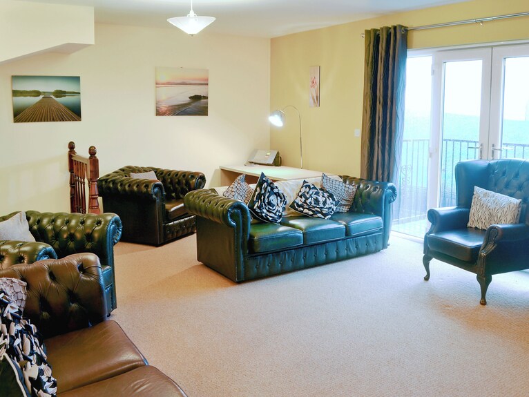 3 Bedroom Accommodation In Amble - Scotland