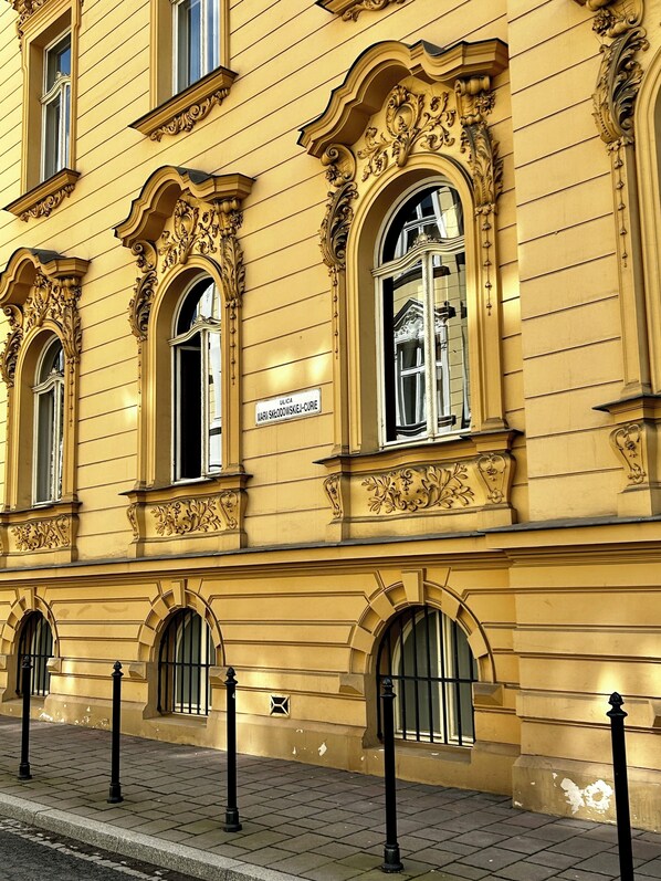 Esterni
