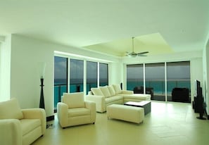 Luxury Apartment | Living area
