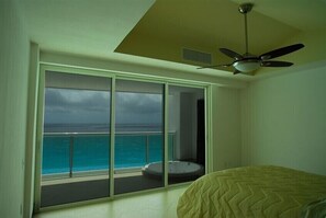 Luxury Apartment | Beach/ocean view - Bay View Grand Porto Fino (Cancun)