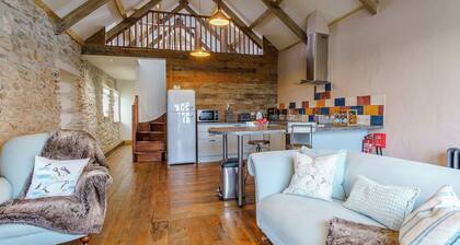 The Cart House - UK32515