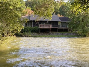 Exterior - River’s Edge Retreat: Amazing Views, Screen Porch, Decks, Grill, Fish, One Floor (Hayesville)