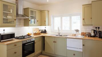 Dishwasher, high chair