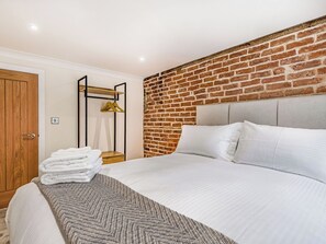 3 habitaciones, wifi gratis y ropa de cama 