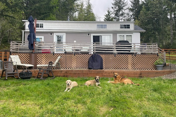 Bring your pups and enjoy.