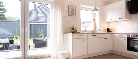 Réfrigérateur, four, plaque de cuisson, lave-vaisselle