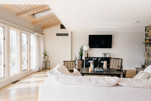 Spectacular Views! Large Home on 63 Acre Farm