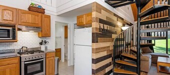 Smugglers' Notch Relaxing Mountainside Retreat