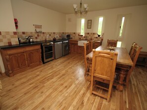 Geschirrspüler, Hochstuhl