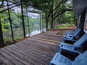 Terrace/patio - Indiglo Cottage on Pine River (Poy Sippi)