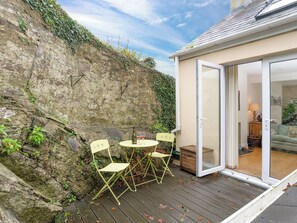 Outdoor dining - 3 bedroom accommodation in Fowey (Fowey)