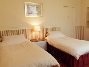 3 Schlafzimmer, kostenloses WLAN, Bettwäsche