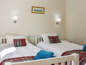 2 bedrooms, free WiFi, bed sheets - 2 bedroom accommodation in Redburn, near Bardon Mill (Redburn, near Bardon Mill)