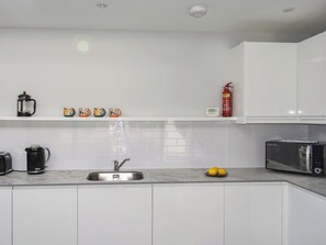 Dishwasher - 2 bedroom accommodation in Redburn, near Bardon Mill (Redburn, near Bardon Mill)