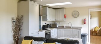 Sherwood Forest Lodge 2
