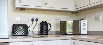 Sherwood Forest Lodge 2
