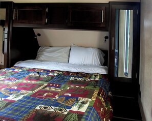 1 habitación, wifi y ropa de cama