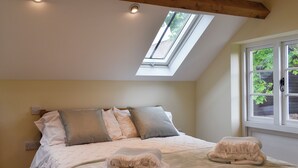 Room - The Old Pump House - UK34451 (Child Okeford, near Blandford Forum)