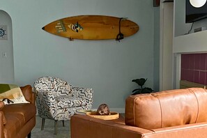 Interior - Surf Shack- North Muskegon Oasis (Muskegon)