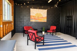 Interior - Surf Shack- North Muskegon Oasis (Muskegon)