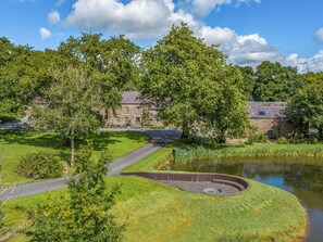 Exterior - 3 bedroom accommodation in Narberth (Narberth)