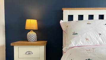 2 bedrooms, free WiFi, bed sheets