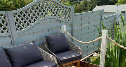 2 bedroom accommodation in Holymoorside