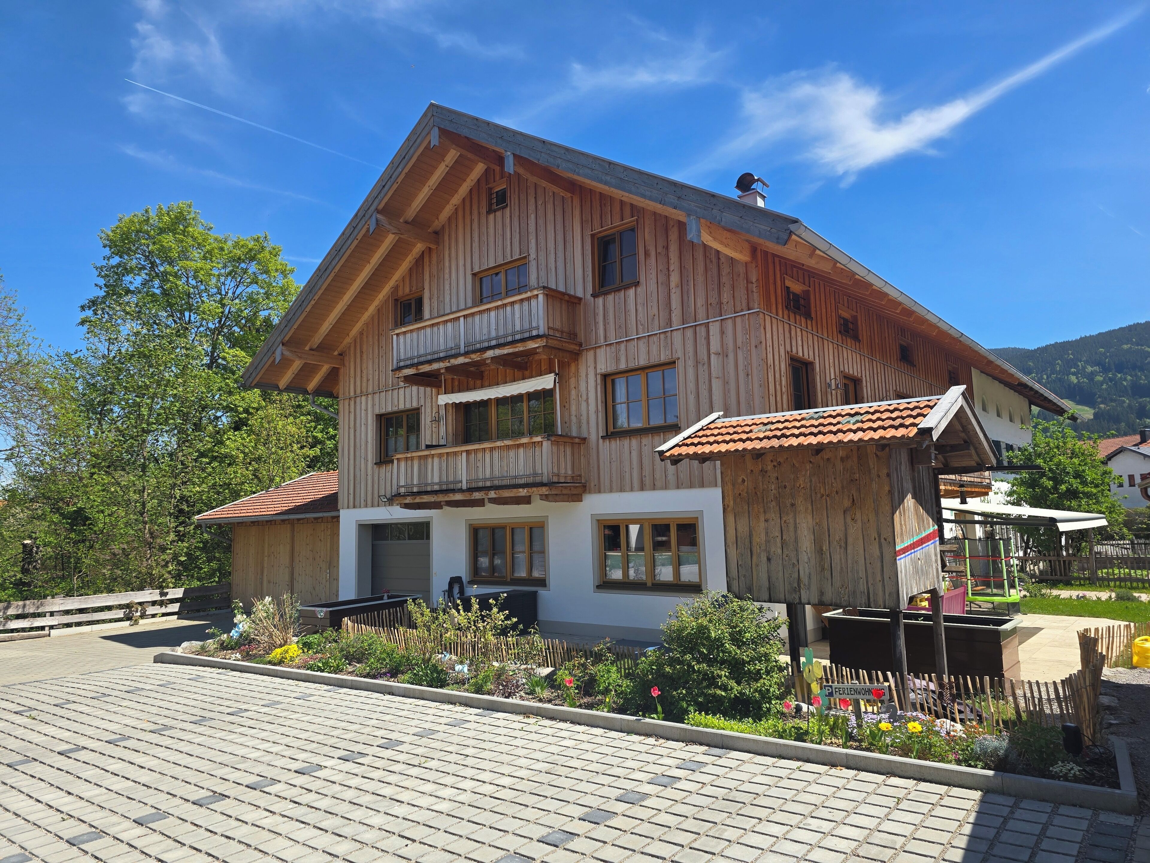 Esterni