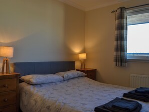 2 quartos, Wi-Fi de cortesia, roupa de cama