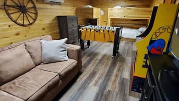 3 dormitoris, planxa i posts de planxar, wifi i roba de llit