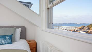 2 chambres, Wi-Fi gratuit, draps fournis