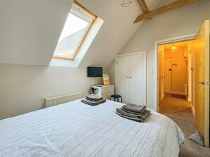 1 habitación, wifi gratis y ropa de cama