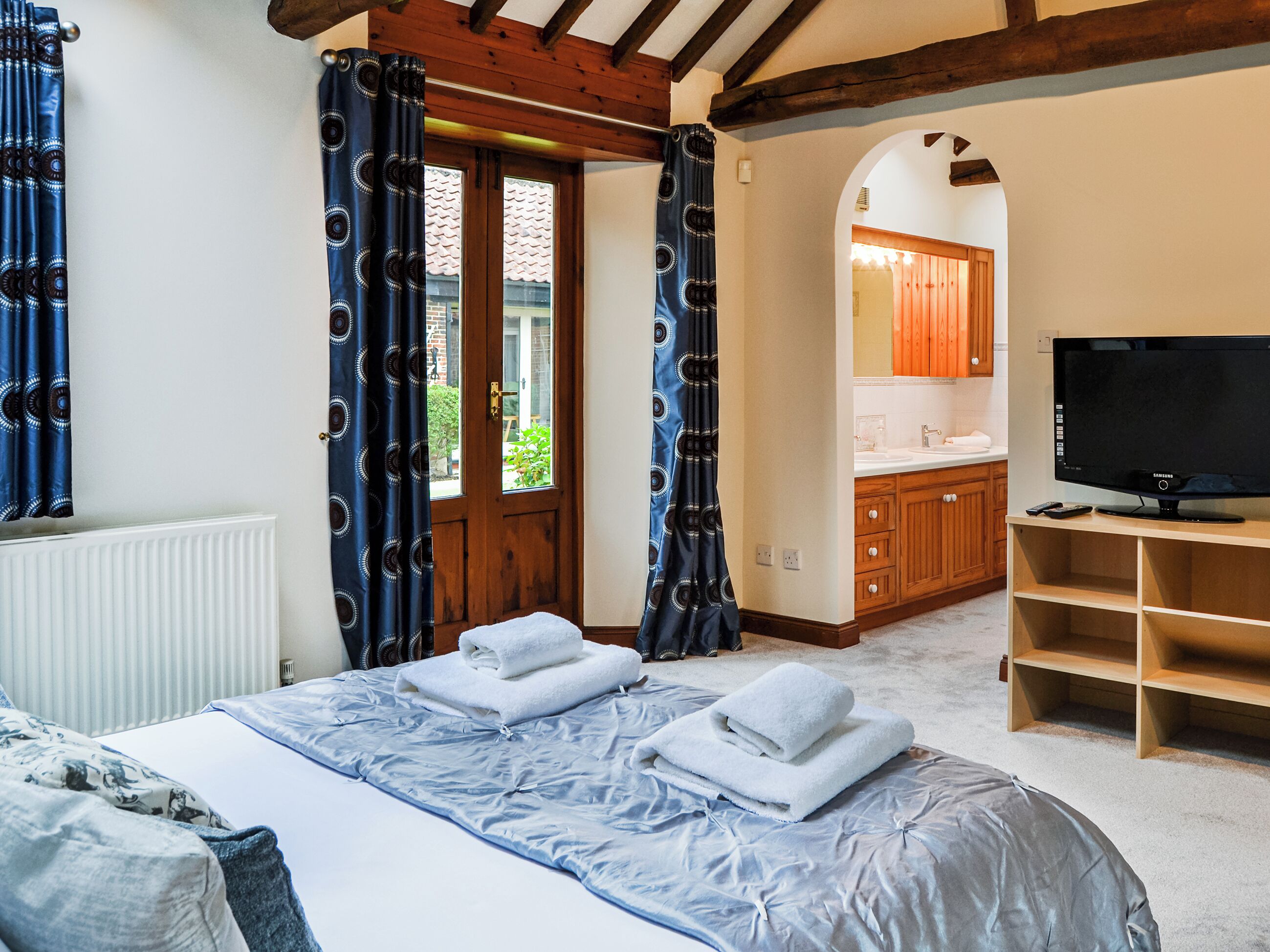 6 chambres, Wi-Fi gratuit, draps fournis