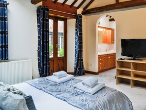 6 chambres, Wi-Fi gratuit, draps fournis