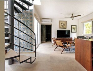 Executive Apartment | Living area | 50-inch Smart TV with cable channels, TV - APARTAMENTO HERMOSO ALDEA ZAMA TAO TULUM (Tulum)