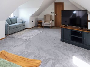 TV - Preselli View Cottage - UK37755 (Ludchurch, near Narberth)