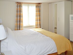 1 bedroom, free WiFi, bed sheets - 1 bedroom accommodation in Newcomen Road & Southtown (Newcomen Road & Southtown)
