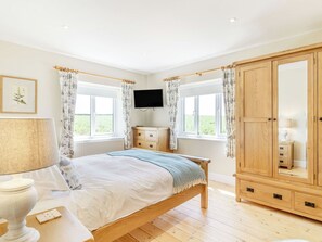 4 habitaciones, wifi gratis y ropa de cama