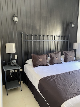 Superior Double Room (KS Balcon Frontal) | Premium bedding, in-room safe, blackout drapes, soundproofing