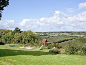 Property grounds - 2 bedroom accommodation in St Martin, near Looe (St Martin, near Looe)
