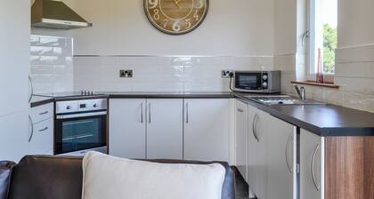 The Greenkeeper - UK39823