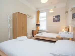 2 camere, Wi-Fi gratuito, lenzuola