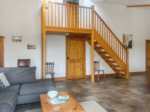 TV - Jones' Granary - QC1450 (Gower)