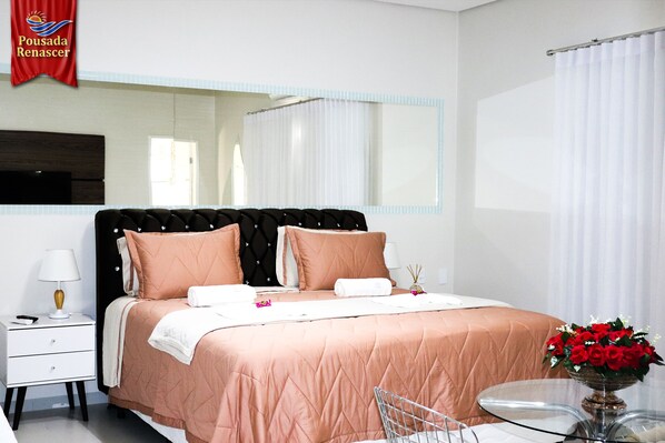 Free WiFi, bed sheets
