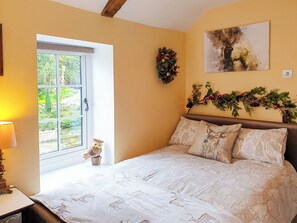 3 quartos, Wi-Fi de cortesia, roupa de cama